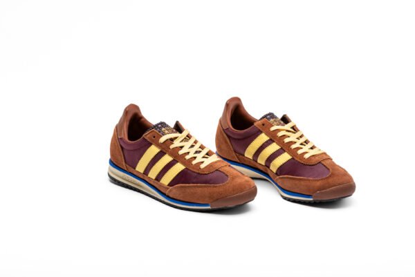 _BAD3603 A. Super Light 72