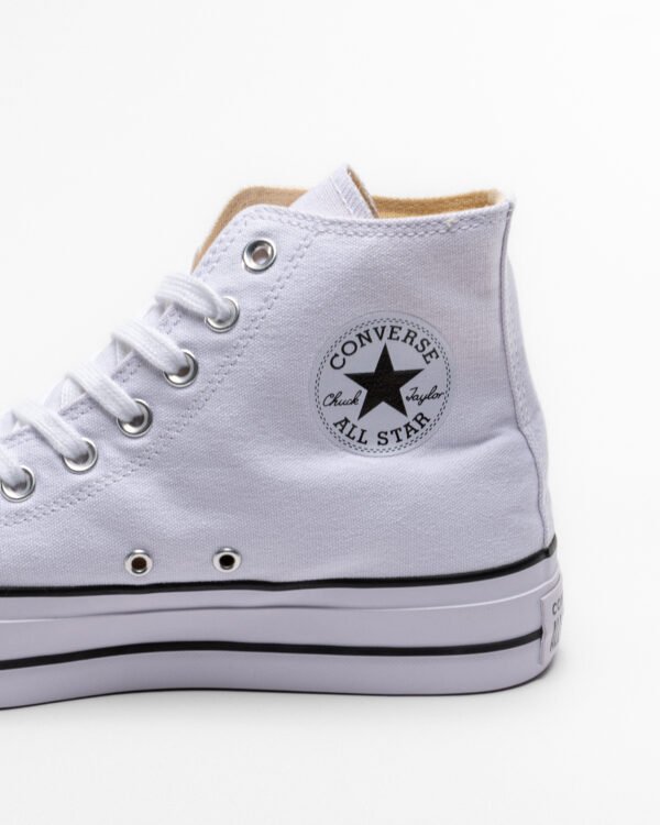 _BAD3653 C. Chunk White