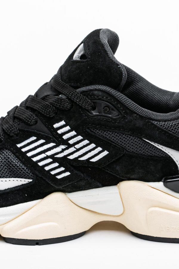 NB 9060 Black