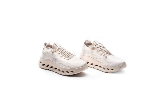 ON Loewe Beige